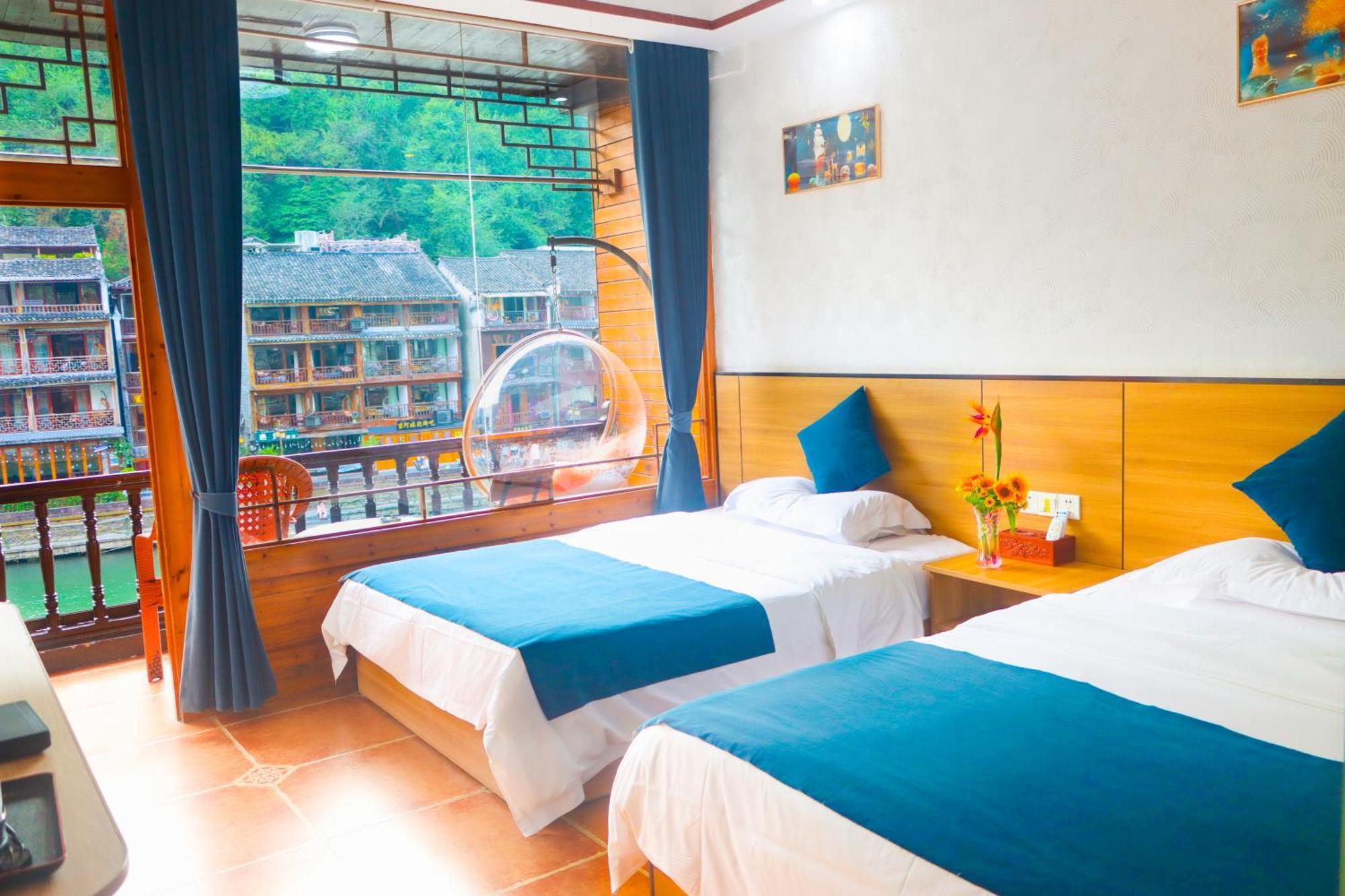 Fenghuang Memory Linjiang Inn Eksteriør billede
