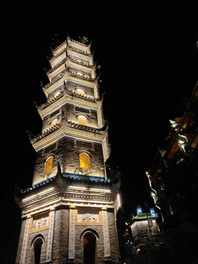 Fenghuang Memory Linjiang Inn Eksteriør billede